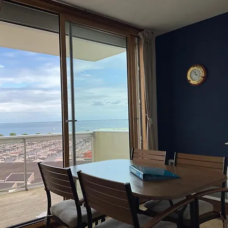 Apartment Comme Dans Un Phare
